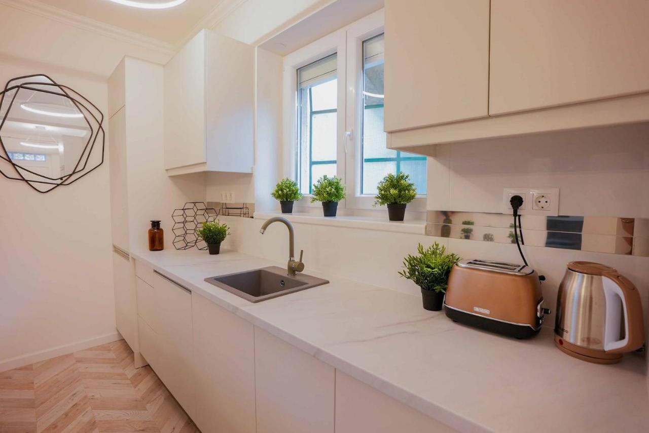 Corvin Avenue Premium Central Apartment Budapest Exterior foto